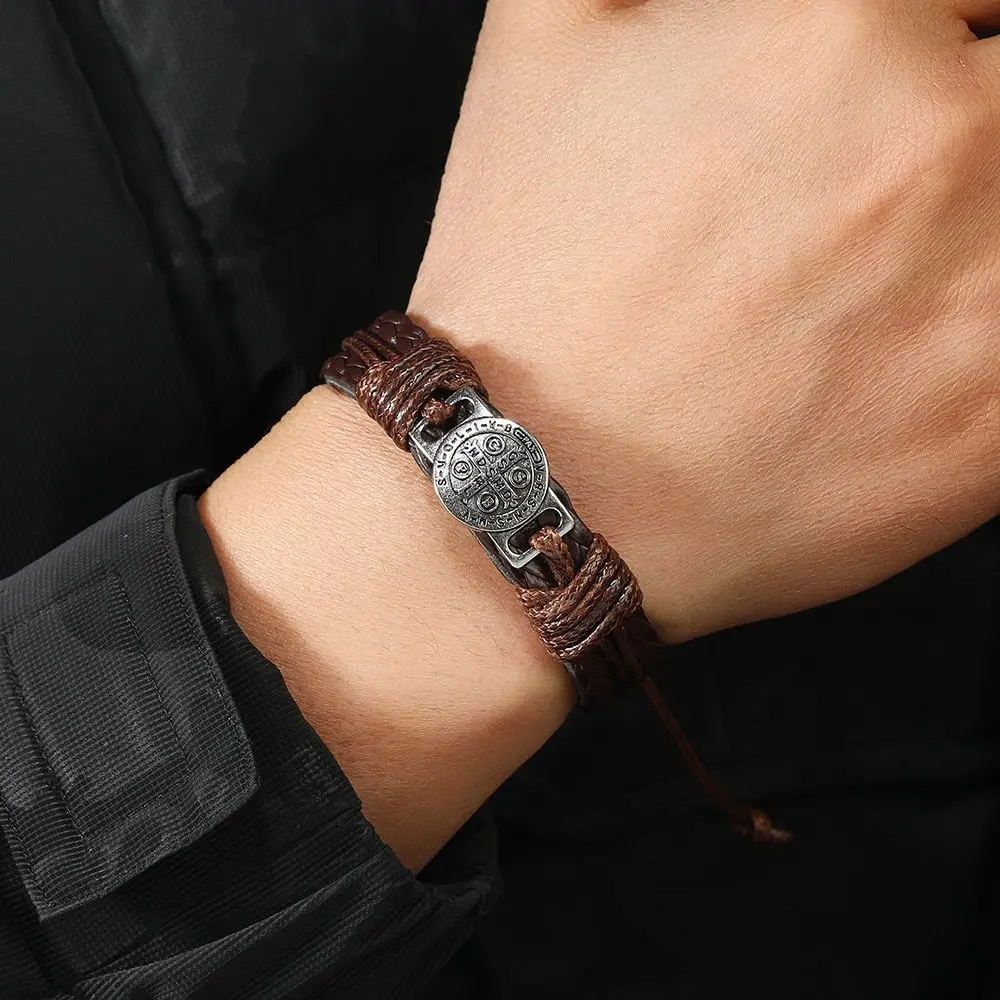 Retro Men's Hand-Woven Leather Bracelet - Adjustable Pull Cord Design - Brown gallery image 7