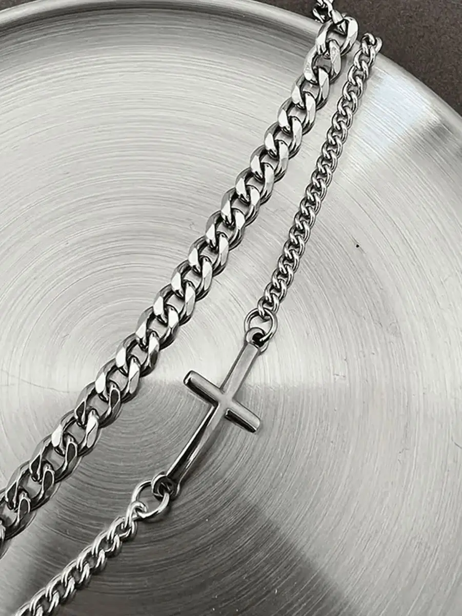 Men's Classic Cross Bracelet - Ferroalloy Layered, PVD Silver-Plated gallery image 4