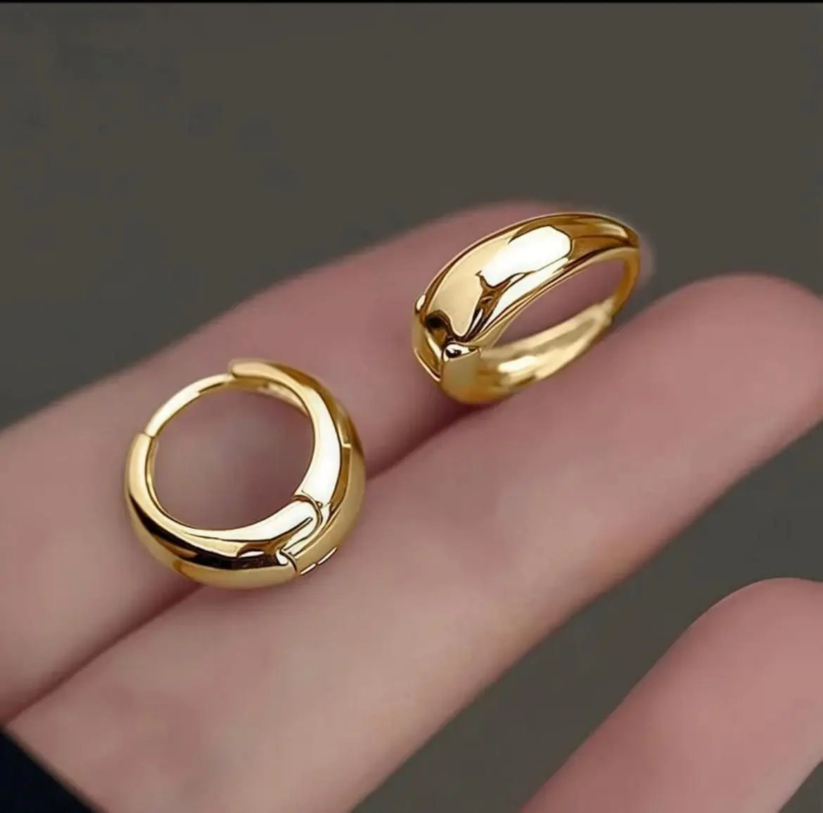 IP 18K Gold Plated C-Shape Hoop Earrings - 304 Stainless Steel, Waterproof gallery image 2