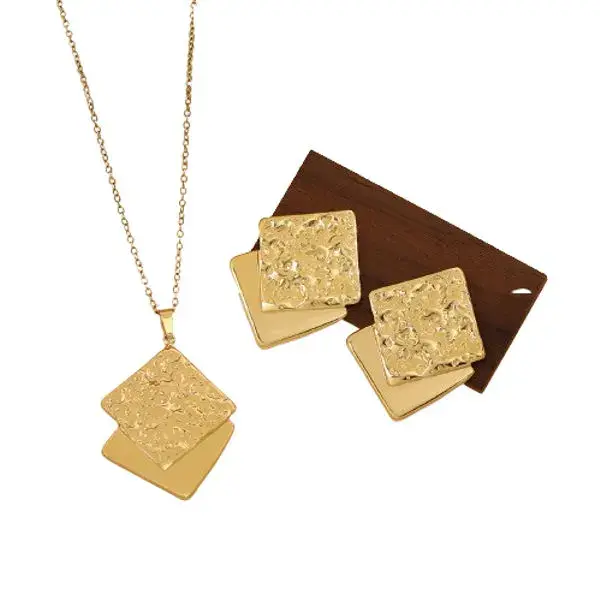 Twisted Hearts & Petals - Statement Jewelry in Stainless Steel